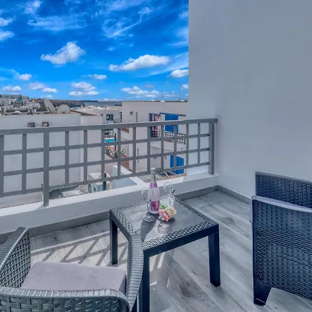 Marina- Heated Pool Playa Blanca