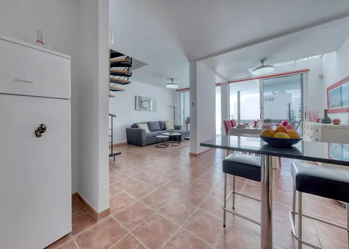 Marina- Heated Pool Вилла