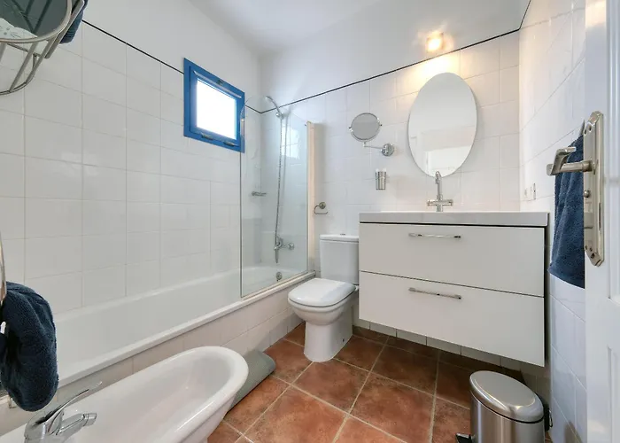 Marina- Heated Pool Вилла Коста Бланка