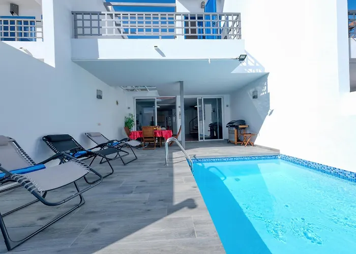 Marina- Heated Pool Villa *